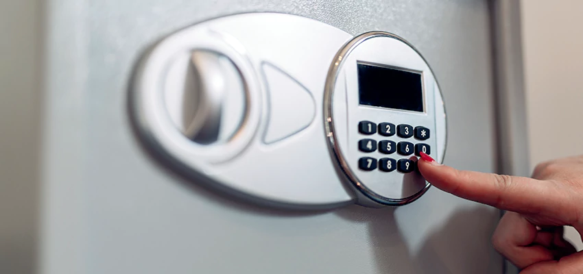 Jewelry Safe Cracking in North Auburn, California