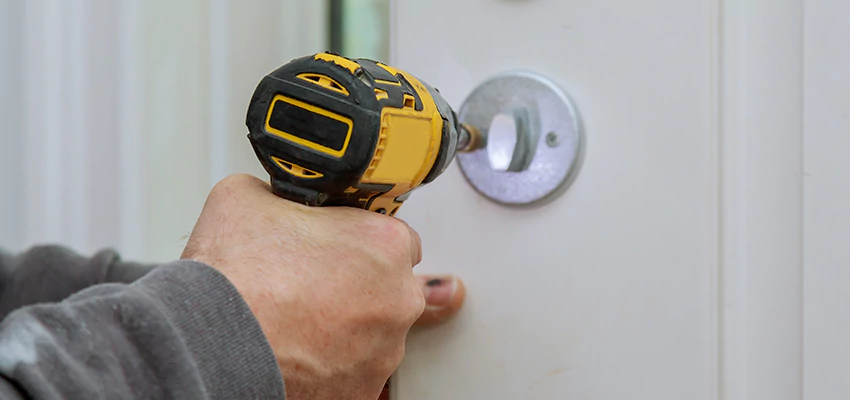 Street Locksmith For Smart Lock Repair in North Auburn, CA